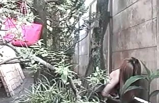 XXX Tưới nước và bạn gái trên ghế sofa