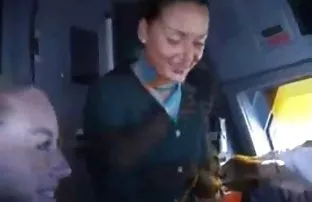 XXX Các bác sĩ, đưa dao vào gương và hậu môn ngón tay