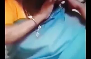 XXX Đi chân trần trong vũng nước và tuyết