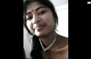 XXX Nữ của hồ bơi