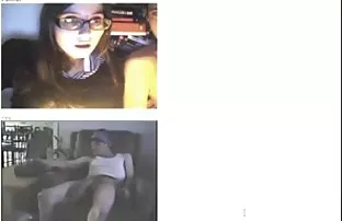 XXX Moloduha âm hộ trong một công tắm