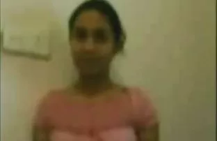 XXX Cô gái